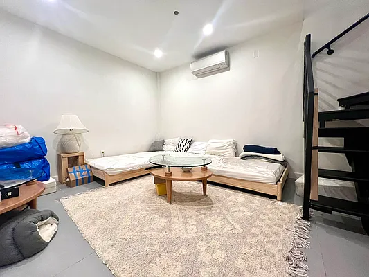 Rented by Doorway NYC, LLC | media 2