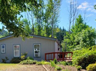 5975 Kalmia Ln, Springfield, OR 97478