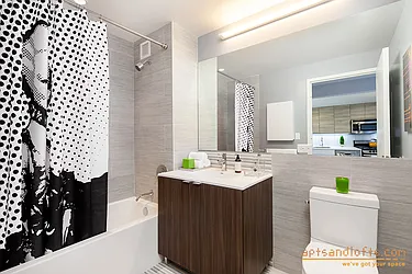 Rented by aptsandlofts.com