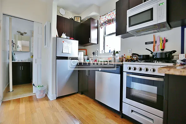 Rented by City Wide Apartments | media 3