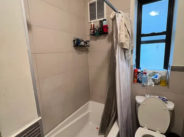 1437 Carroll St APT 2C, Brooklyn, NY 11213
