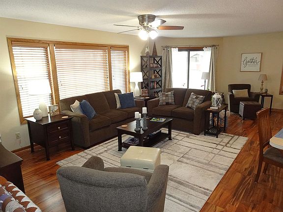 2nd image of 424 4th Ave APT 1