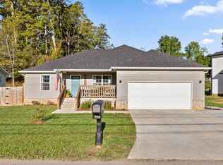 1323 Greenwood Rd, Chattanooga, TN 37411