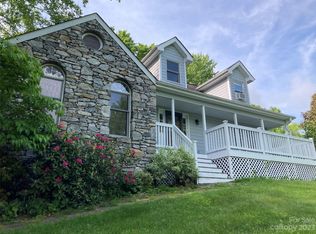 3 Ridgeview Way, Asheville, NC 28803