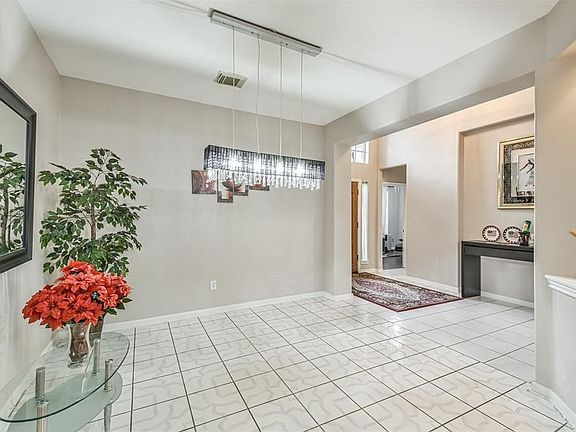 3rd image of 2127 Blossom Creek Trl