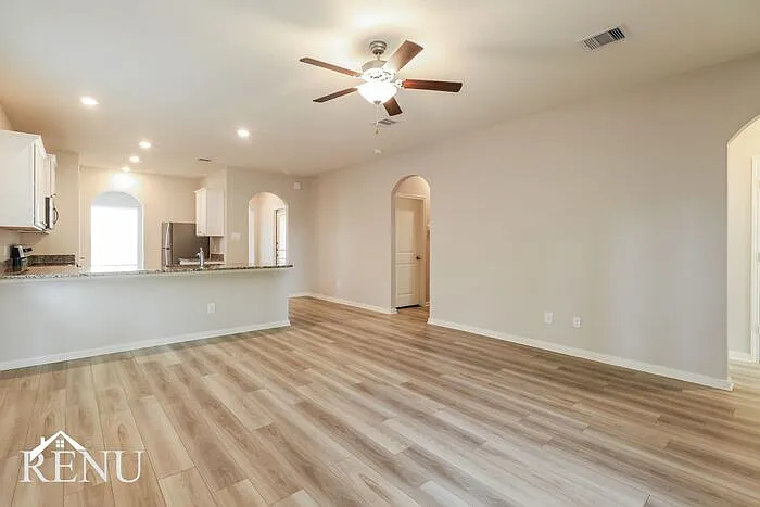 25402 Cypress Bend Dr — Photo 7