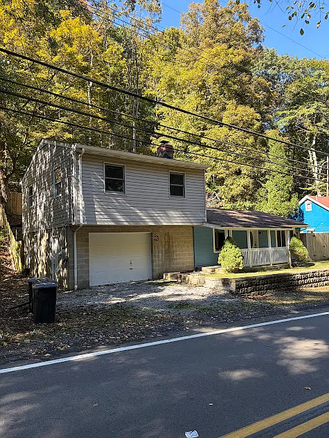 4 bed, 1539 sqft, $1,700 — Photo 2