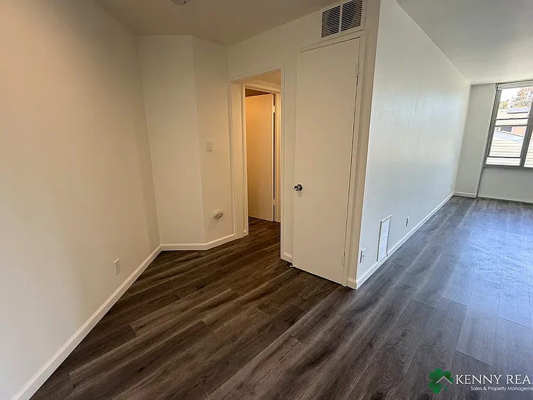 55 El Camino Real JC01 - 107 — Photo 10
