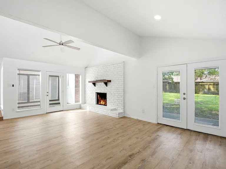 19407 Enchantford Ct — Photo 13