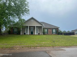 2044 S Cobblestone Cv, Brandon, MS 39042