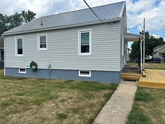 2nd image of 734 Caldwell St