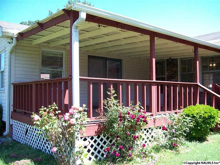 11318 Crestfield Dr SE — Photo 20