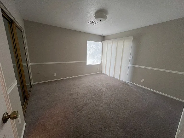 675 Ridge Rim Way — Photo 16
