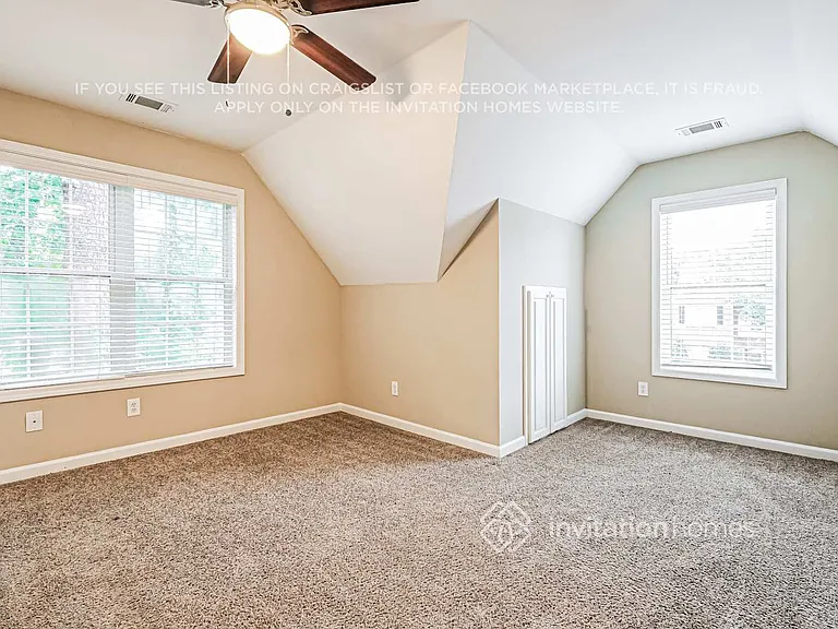 1170 Fountain Glen Dr — Photo 15