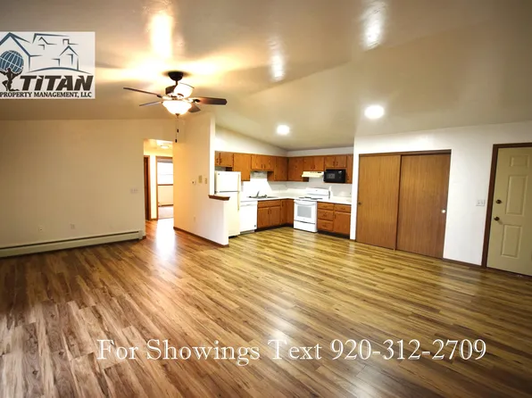 205 Joseph Ct, Neenah, WI 54956