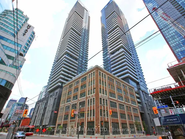 115 Blue Jays Way #2907, Toronto, ON M5V 0N4