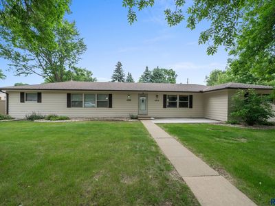 4900 W 38th St, Sioux Falls, SD, 57106