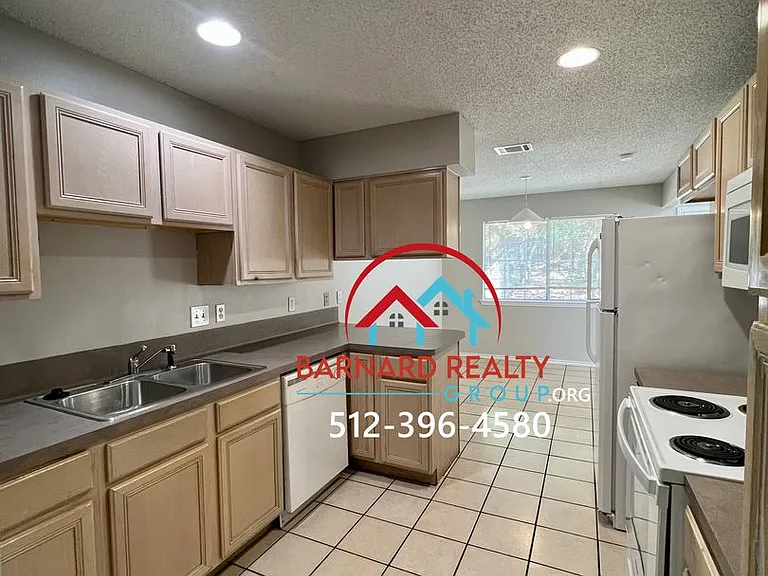 127 Crest Dr — Photo 5