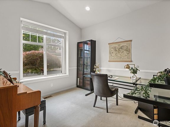 5th image of 12026 Concord Way