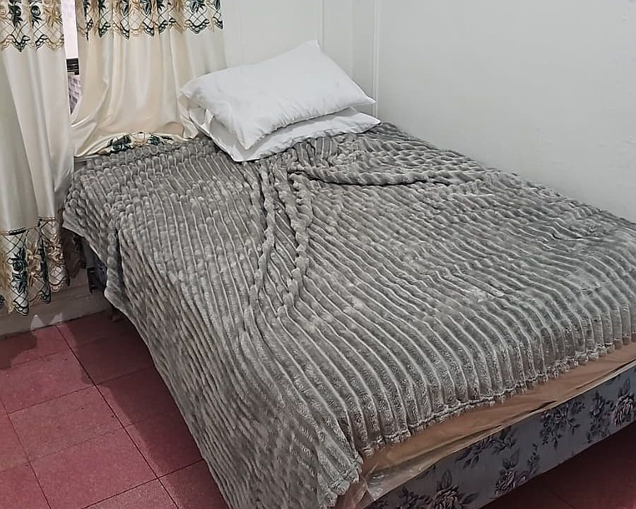 2nd image of 1999 Morris Ave #1
