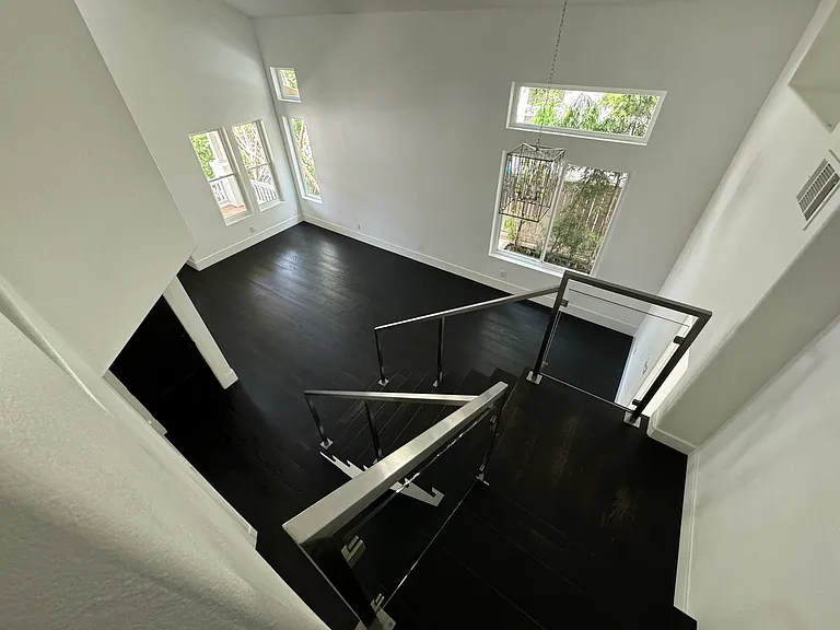 28 Deerwood — Photo 12