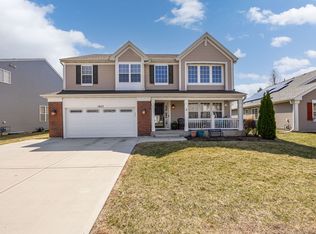 1863 Lake Bluff Ln, Hampshire, IL