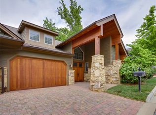 109 Points West Dr, Asheville, NC 28804