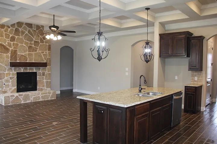 2113 Clive Dr — Photo 18