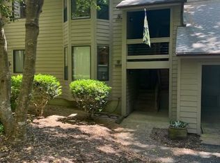 63B Mariners Point Ln, Hartfield, VA 23071