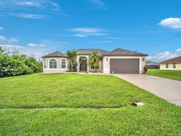 5804 NW Dooley Cir, Port St Lucie, FL 34986