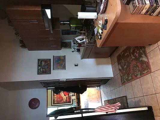 Rented by PLUSH REALTY Inc | media 1