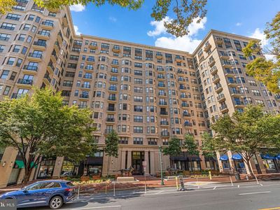 7710 Woodmont Ave APT 203, Bethesda, MD, 20814