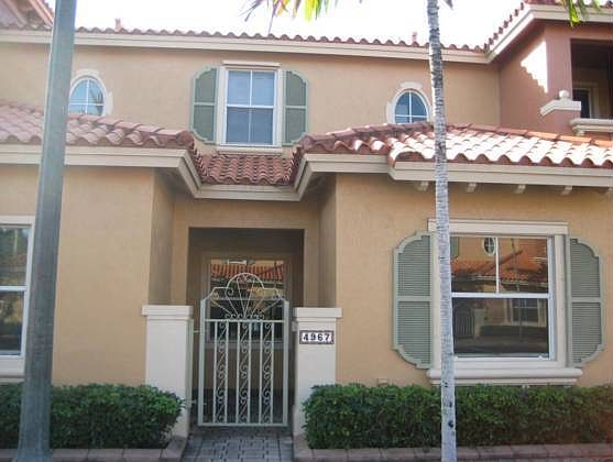 1st image of 4967 Leeward Ln