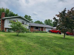 1040 Radio Ln, New Castle, IN 47362