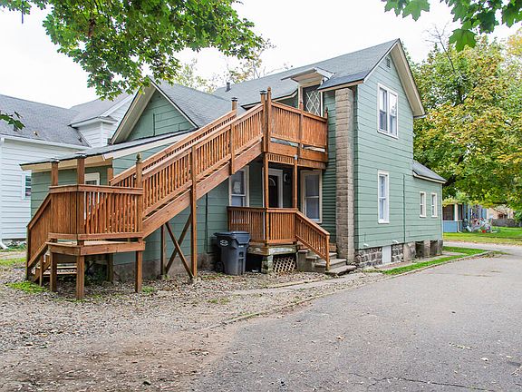 3rd image of 529 McCourtie St