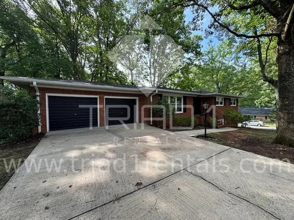 2205 Hathaway, 2205 Hathaway Dr #A, Greensboro, NC 27408