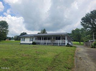 1134 Weaver Branch Rd, Bluff City, TN 37618
