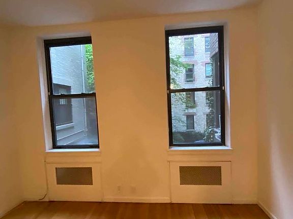 2nd image of 44 E 63rd St #2BW