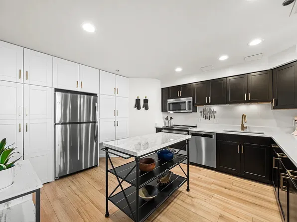 1301 N Courthouse Rd APT 1807, Arlington, VA 22201