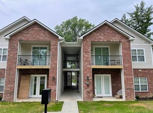 2200 Rollins Rd #102, Columbia, MO 65203