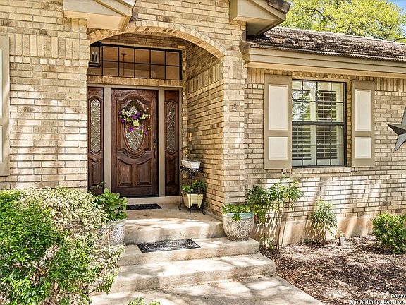 3rd image of 21250 FOREST WATERS CIR