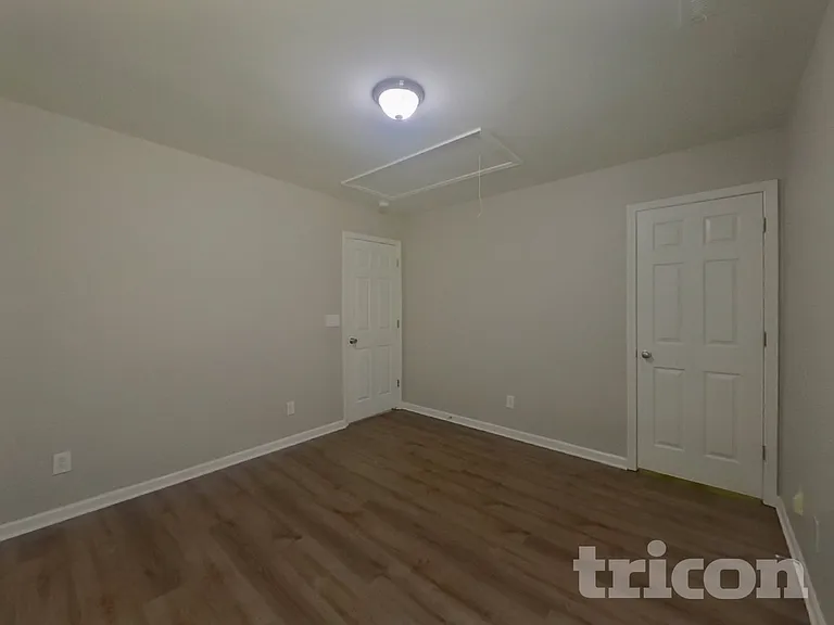 11035 Elven Dr — Photo 15