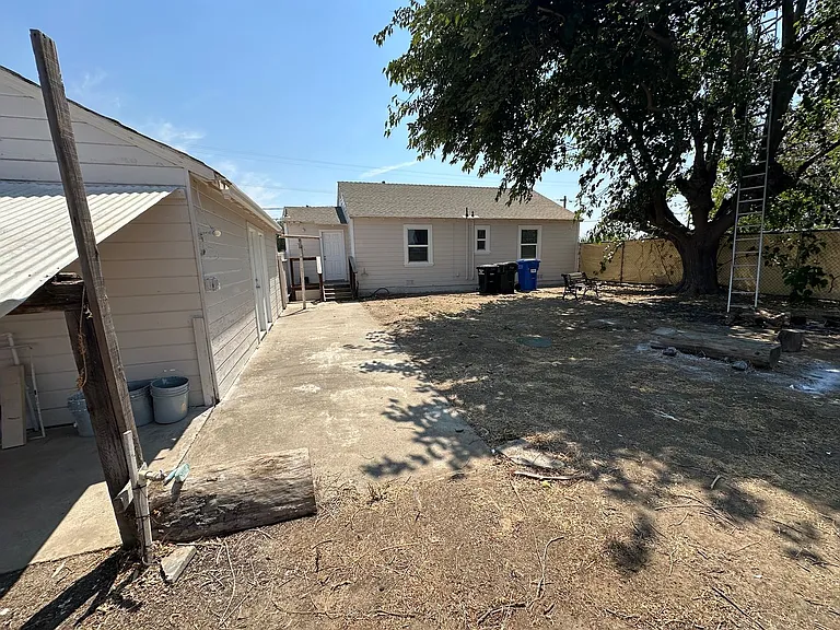 1360 Delta Rd — Photo 18