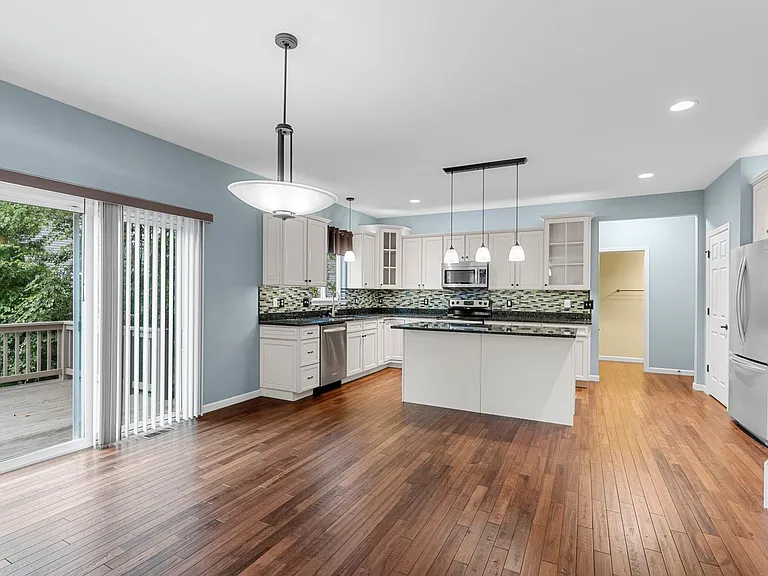 615 Derby Way Dr — Photo 20