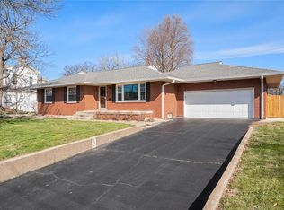 238 W Elm St, Alton, IL 62002