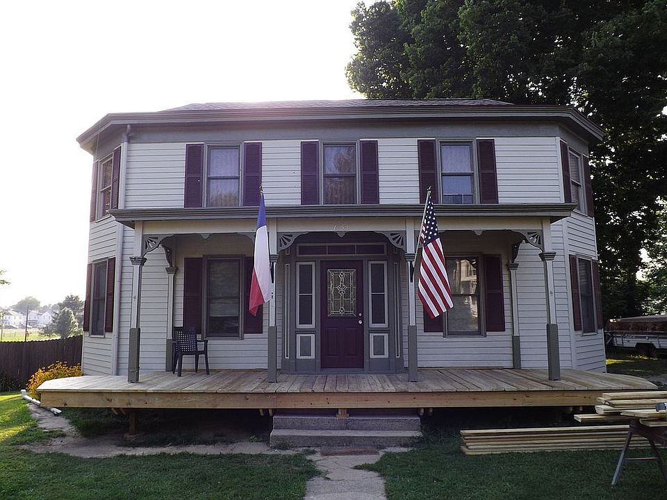 1st image of 1653 King Ave