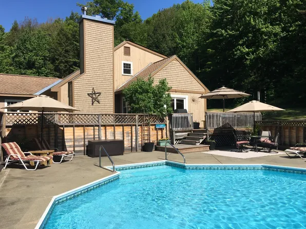 22 Daudelin Road, Underhill, VT 05489