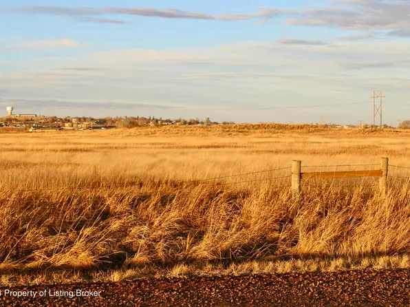 24th Ave SW, Watford City, ND 58854