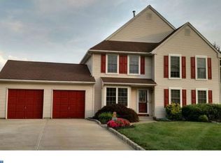 4 Alfred Dr, Bordentown, NJ 08505