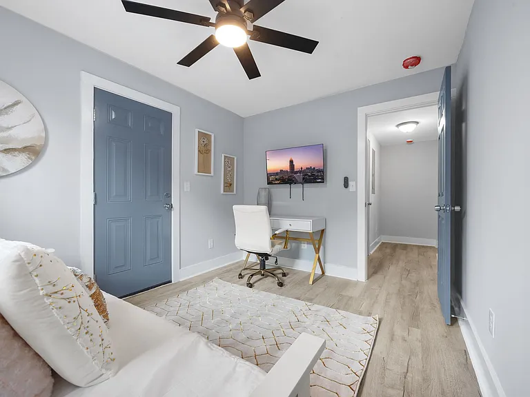 903 Beecher St SW #903 — Photo 13